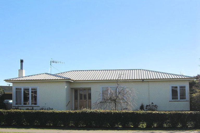 Photo of property in 18 Holyrood Terrace, Waipukurau, 4200