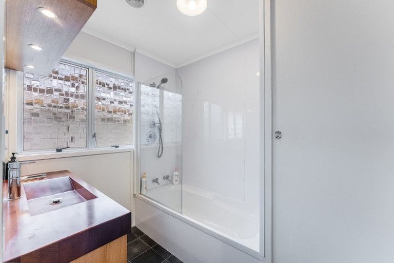 Photo of property in 36 Belair Avenue, Blagdon, New Plymouth, 4310