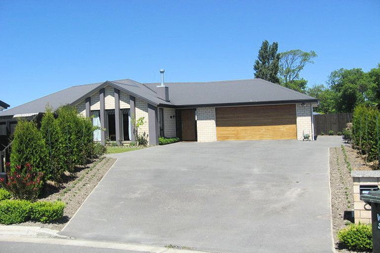 Photo of property in 8 Alderney Mews, Casebrook, Christchurch, 8051