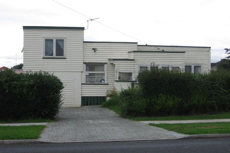 Photo of property in 1 Seddon Avenue, Papatoetoe, Auckland, 2104