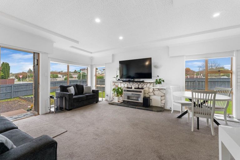 Photo of property in 2/55 Hawai Street, Two Mile Bay, Taupo, 3330