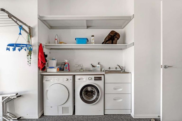 Photo of property in 16 Vanita Drive, Whitianga, 3510