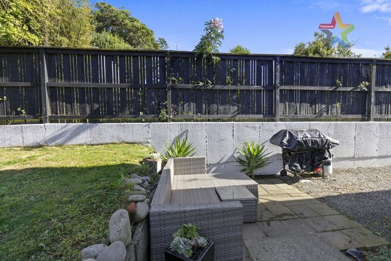 Photo of property in 187a Major Drive, Kelson, Lower Hutt, 5010