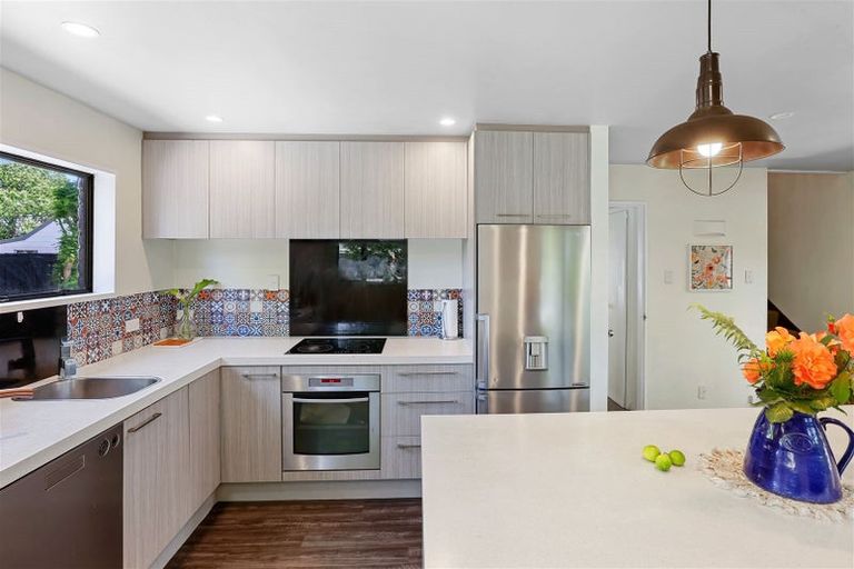 Photo of property in 37 Townshend Crescent, Halswell, Christchurch, 8025