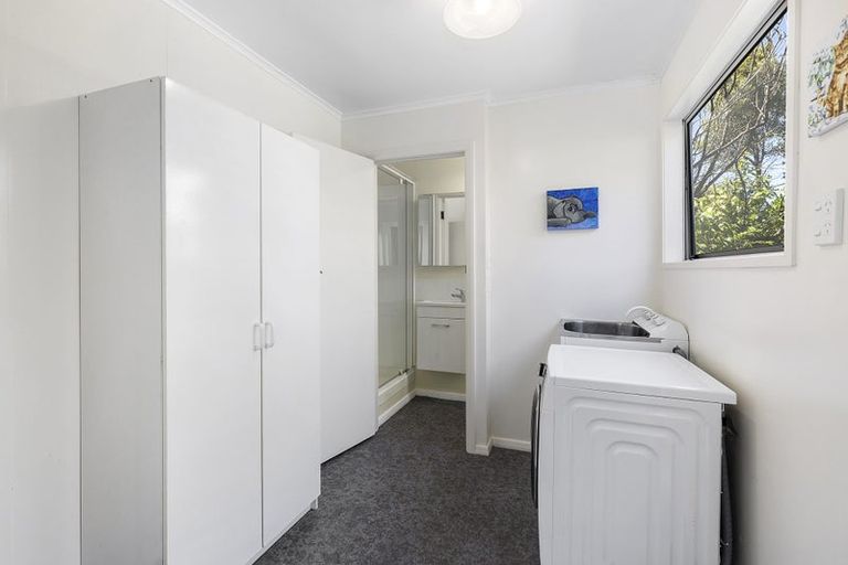 Photo of property in 2 Corlett Road, Plimmerton, Porirua, 5026