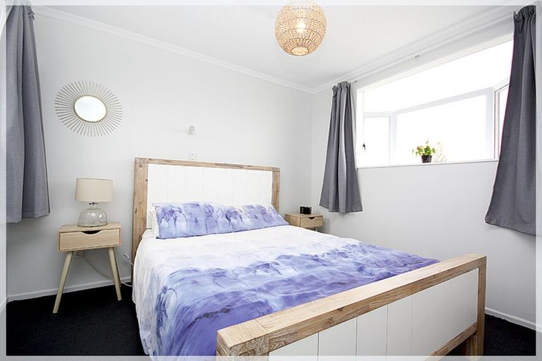 Photo of property in 6 Huia Street, Foxton Beach, Foxton, 4815