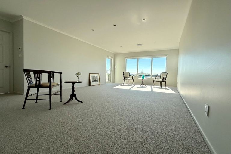 Photo of property in 127 Pah Road, Cockle Bay, Auckland, 2014