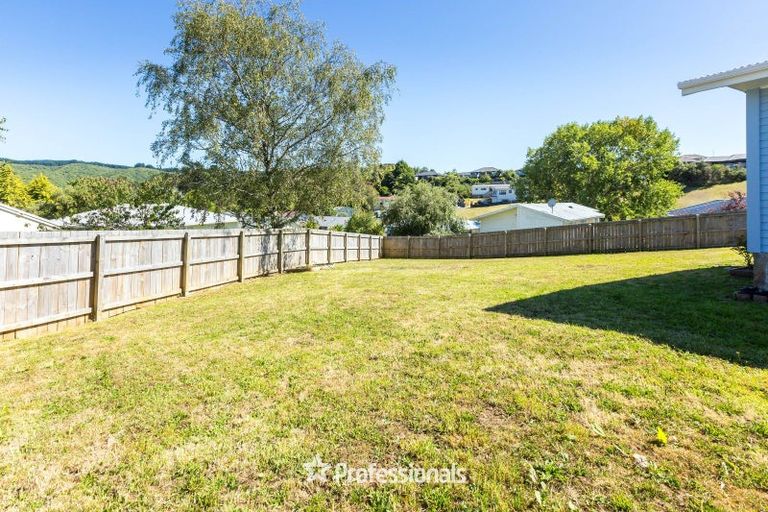 Photo of property in 23 Blueberry Grove, Timberlea, Upper Hutt, 5018