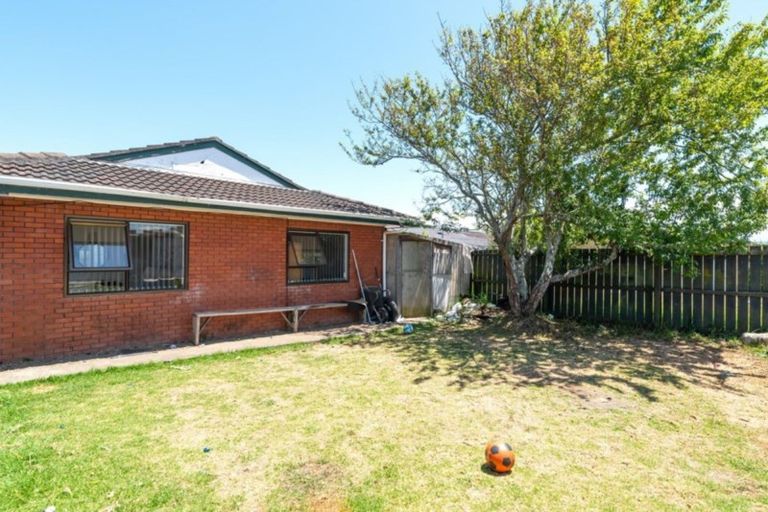 Photo of property in 87 Calthorp Close, Favona, Auckland, 2024