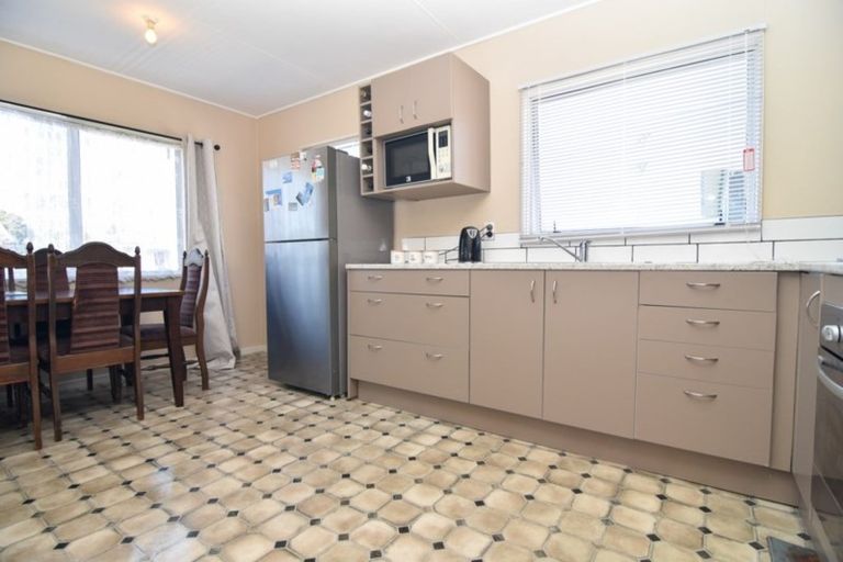 Photo of property in 25 Railway Crescent, Masterton, 5810