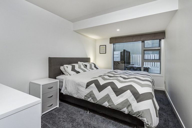 Photo of property in 38 Seacliffe Avenue, Belmont, Auckland, 0622