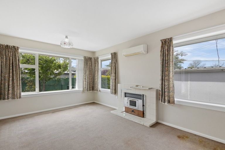 Photo of property in 29 Gleneagles Terrace, Ilam, Christchurch, 8053