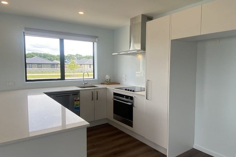 Photo of property in 2 Jasmine Street, Woodend, 7610