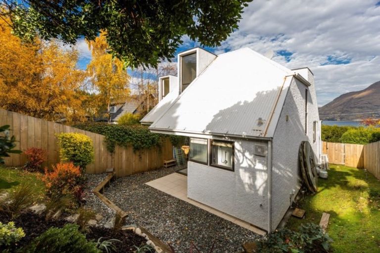 Photo of property in 128a Fernhill Road, Fernhill, Queenstown, 9300