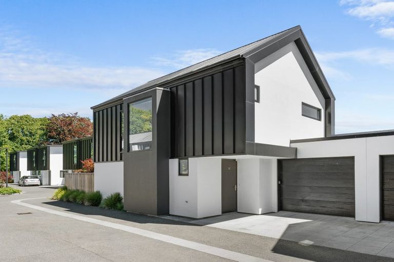 Photo of property in 12/143 Cranford Street, St Albans, Christchurch, 8014