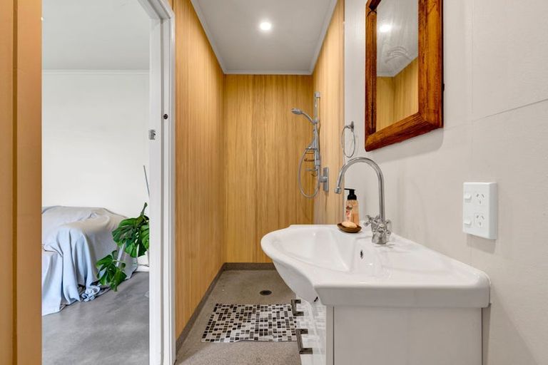 Photo of property in 206 Smart Road, Hillsborough, New Plymouth, 4372