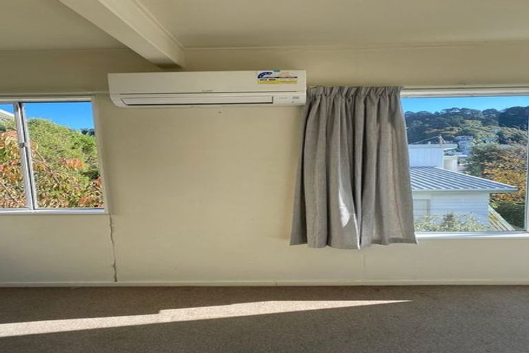 Photo of property in 2 Overtoun Terrace, Hataitai, Wellington, 6021