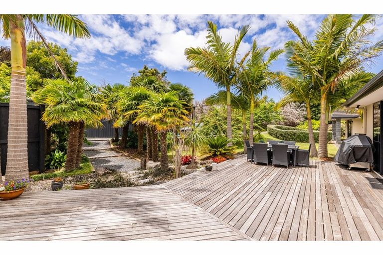 Photo of property in 2 Pickmere Lane, Kerikeri, 0230