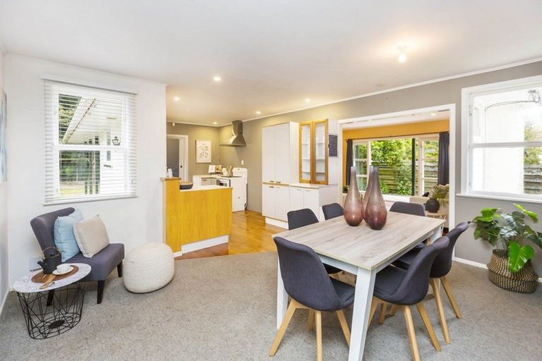 Photo of property in 29 Korau Grove, Stokes Valley, Lower Hutt, 5019