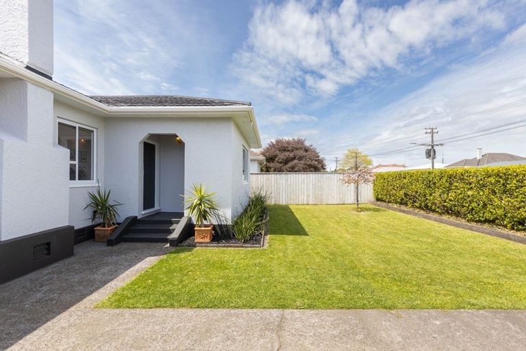Photo of property in 319 Carrington Street, Vogeltown, New Plymouth, 4310