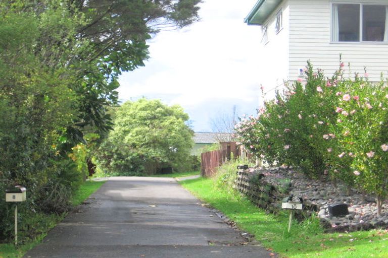 Photo of property in 8 Seabar Place, Glen Eden, Auckland, 0602