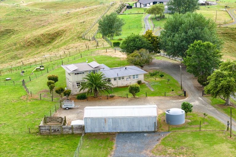 Photo of property in 112 Grove Road, Te Pahu, Hamilton, 3285