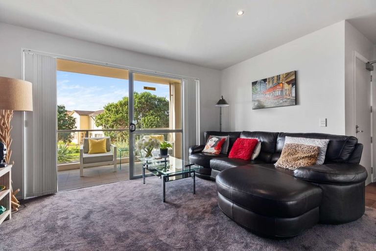 Photo of property in 84b Michael Jones Drive, Flat Bush, Auckland, 2019