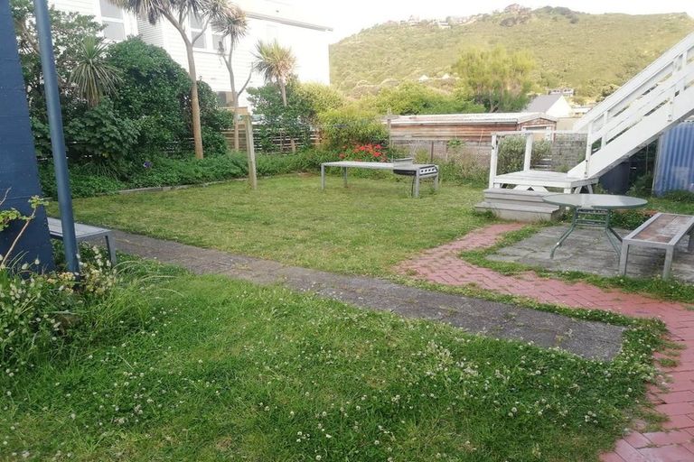 Photo of property in 26 Reef Street, Island Bay, Wellington, 6023