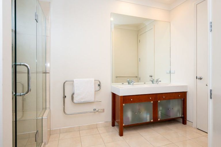 Photo of property in Heynes Place, 14 Heynes Place, Clive, 4102