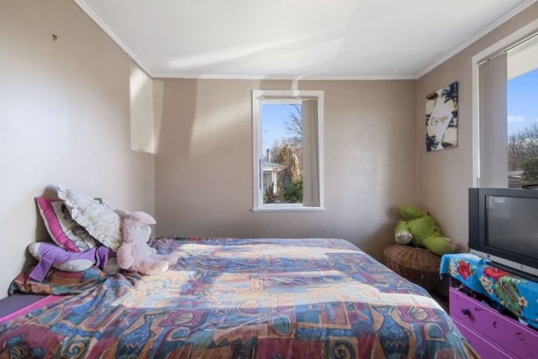 Photo of property in 27 Te Rangitautahanga Road, Turangi, 3334