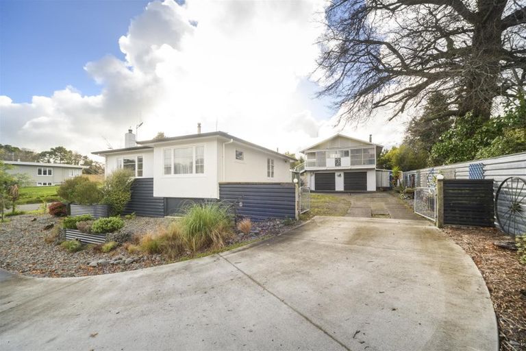 Photo of property in 3 Dunallen Avenue, Marton, 4710