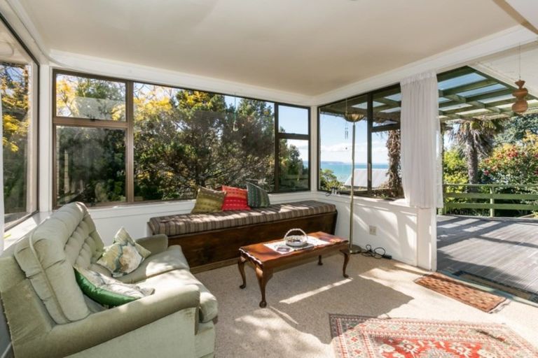 Photo of property in 28 Lighthouse Road, Bluff Hill, Napier, 4110