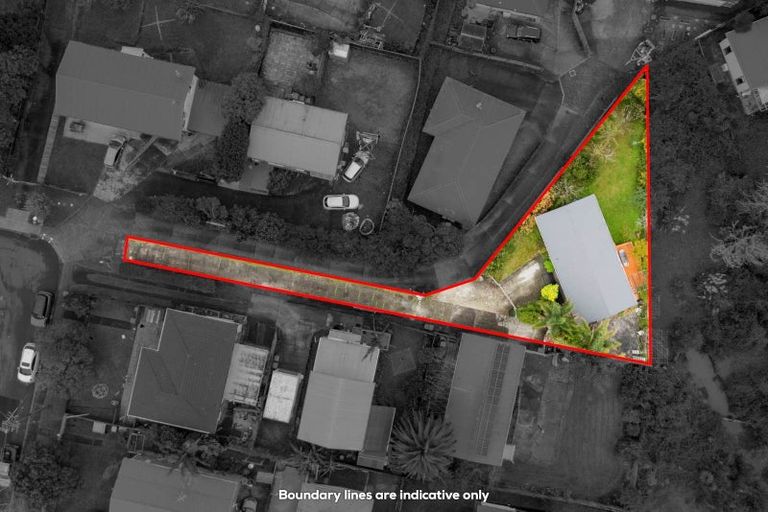 Photo of property in 48a Brains Road, Kelston, Auckland, 0602