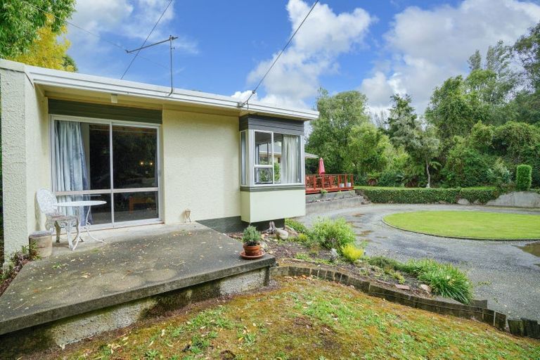 Photo of property in 60 Marama Avenue North, Otatara, Invercargill, 9879