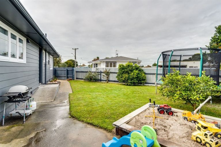 Photo of property in 57 Oldham Avenue, Onekawa, Napier, 4110