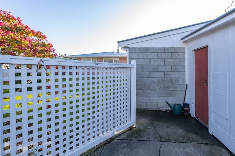 Photo of property in 12 Penwood Street, Russley, Christchurch, 8042