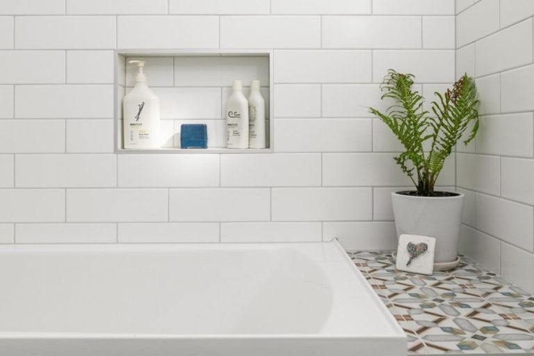 Photo of property in 27 Warwick Place, Brookfield, Tauranga, 3110