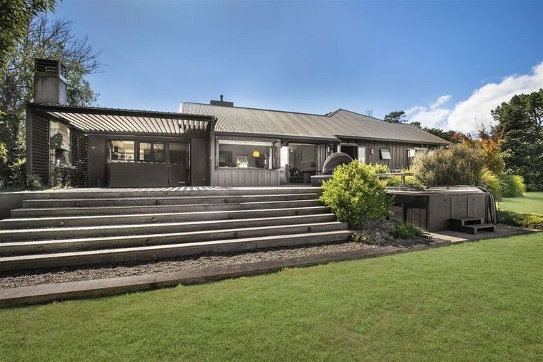 Photo of property in 59 Whitford Park Road, Whitford, Manurewa, 2576