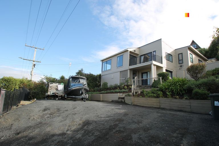 Photo of property in 31 Queen Street, Brighton, Dunedin, 9035