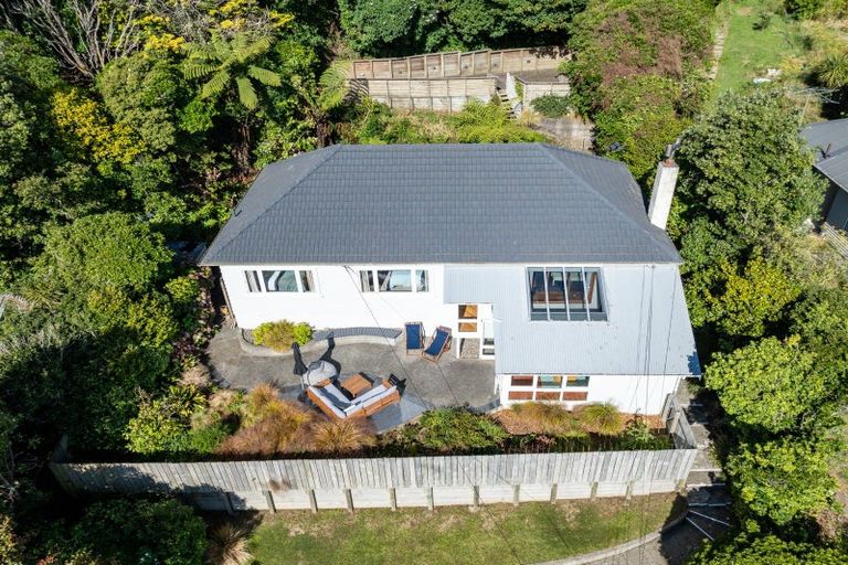 Photo of property in 104 Curtis Street, Northland, Wellington, 6012