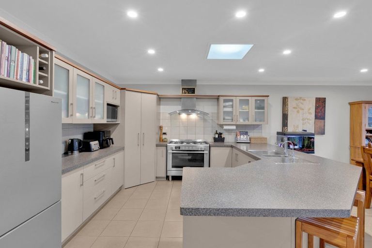 Photo of property in 18 Connor Court, Huntington, Hamilton, 3210