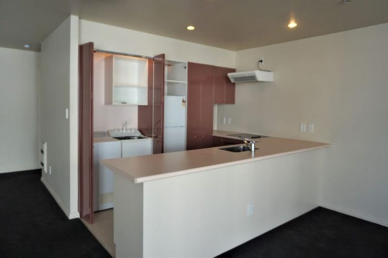 Photo of property in St James Courts, 5/77 Gloucester Street, Christchurch Central, Christchurch, 8013