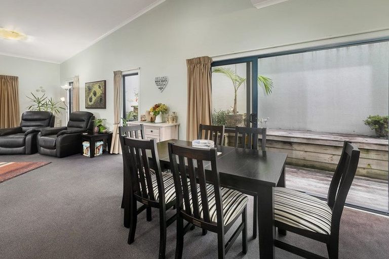 Photo of property in 13a Hillview Road, Waihi Beach, 3611