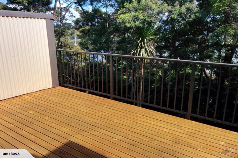 Photo of property in 1/206 Manuka Road, Bayview, Auckland, 0629