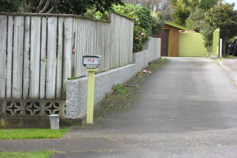 Photo of property in 21a Waiwera Place, Merrilands, New Plymouth, 4312