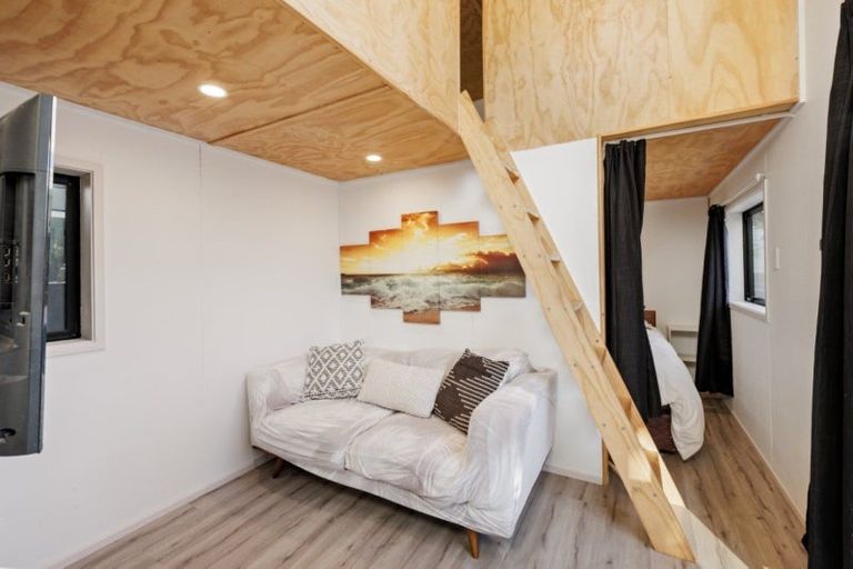 Photo of property in 18 Motiti Road, Papamoa Beach, Papamoa, 3118