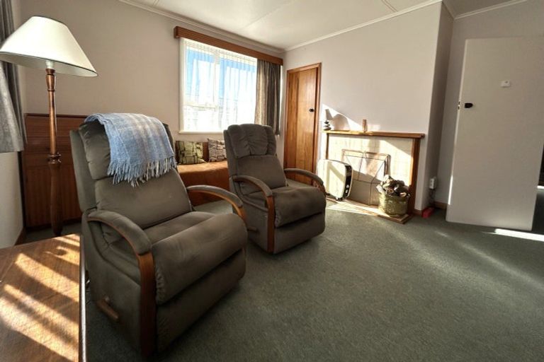 Photo of property in 6 Harlech Street, Oamaru North, Oamaru, 9400