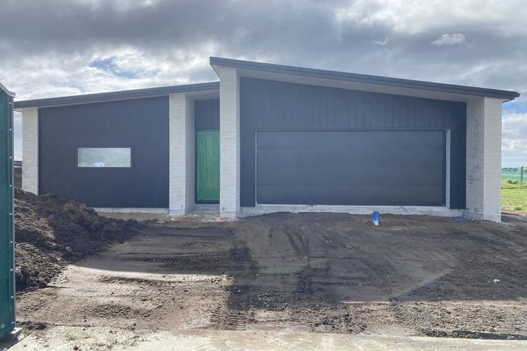 Photo of property in 65 Empire Crescent, Papamoa, 3118