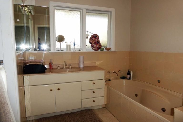 Photo of property in 25 Saint Clio Street, Ilam, Christchurch, 8041