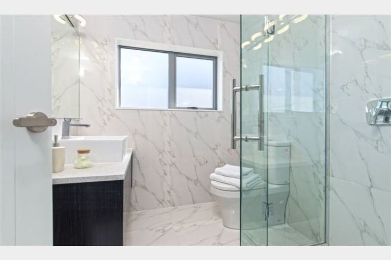 Photo of property in 218 Metcalfe Road, Ranui, Auckland, 0612